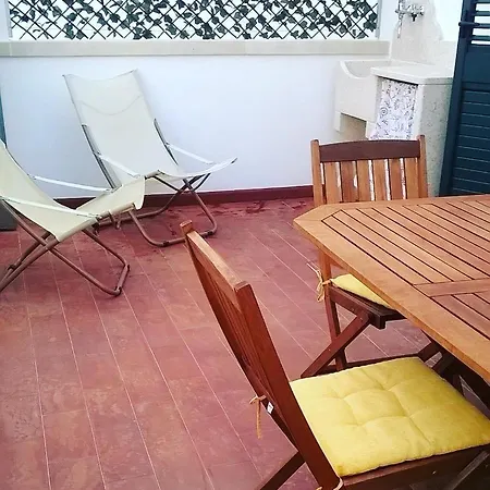 Apartment Home's La Farfalla